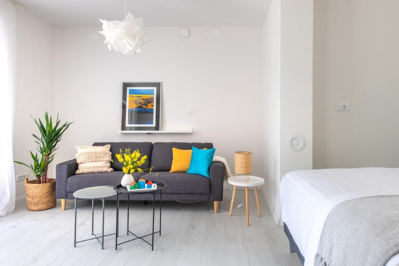 Apartment Alex ラビン エクステリア 写真